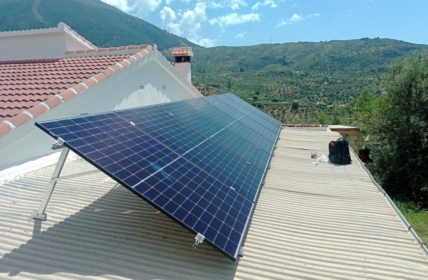 Placas solares para ahorrar en la factura de la luz en Alcaucín Málaga